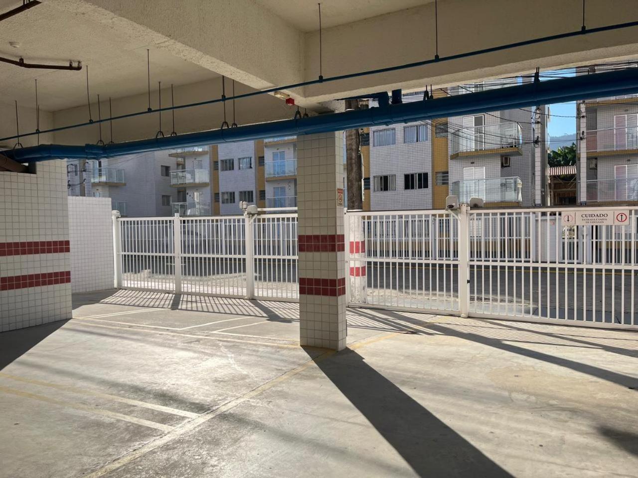 Apartamento Em Ubatuba! A 100M Da Praia! Kültér fotó