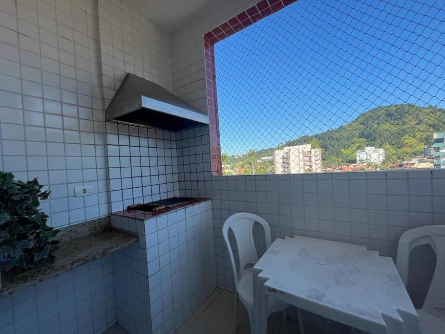 Apartamento Em Ubatuba! A 100M Da Praia! Kültér fotó